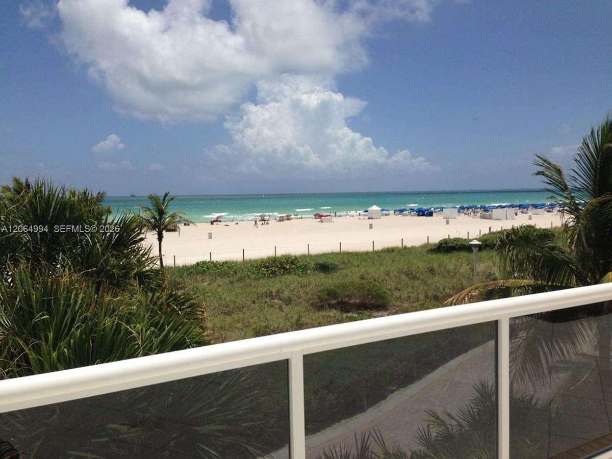Decoplage at 100 Lincoln Rd, Miami Beach, FL 33139 - For Rent photo 9
