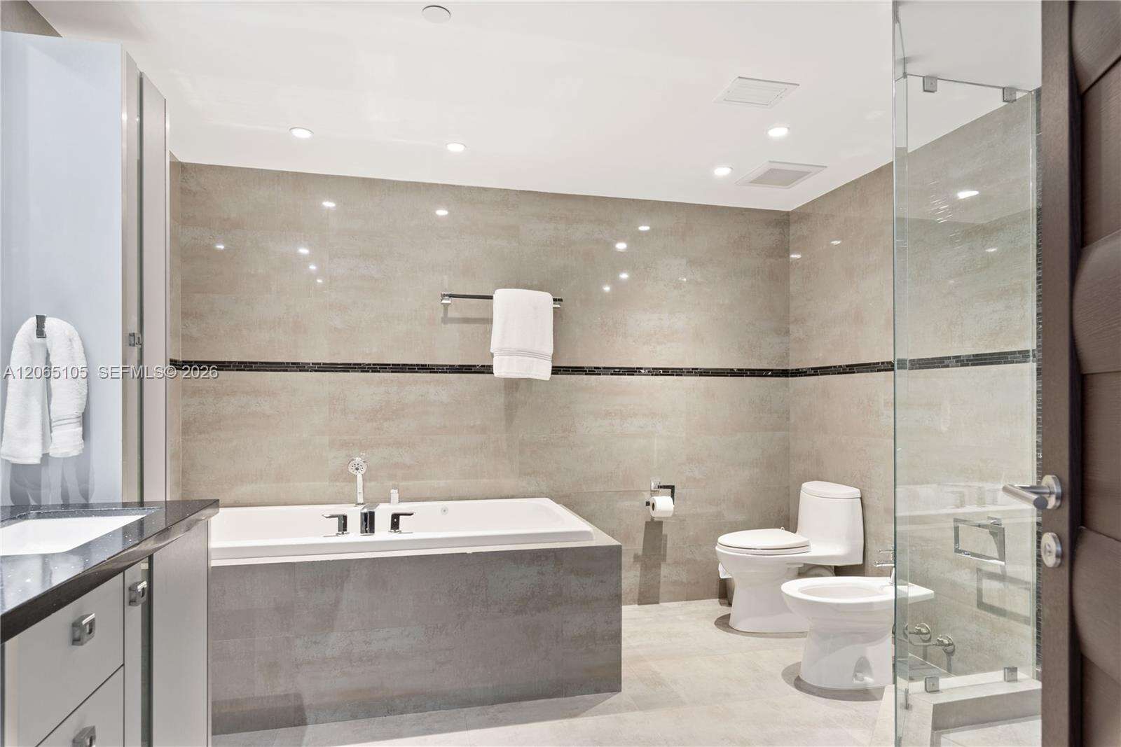 Seaside Village at 19216 Fisher Island Dr, Miami Beach, FL 33109 - For Rent photo 21