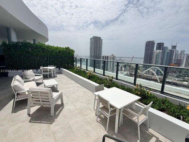 Canvas at 1600 1 Ave, Miami, FL 33132 - For Rent photo 20