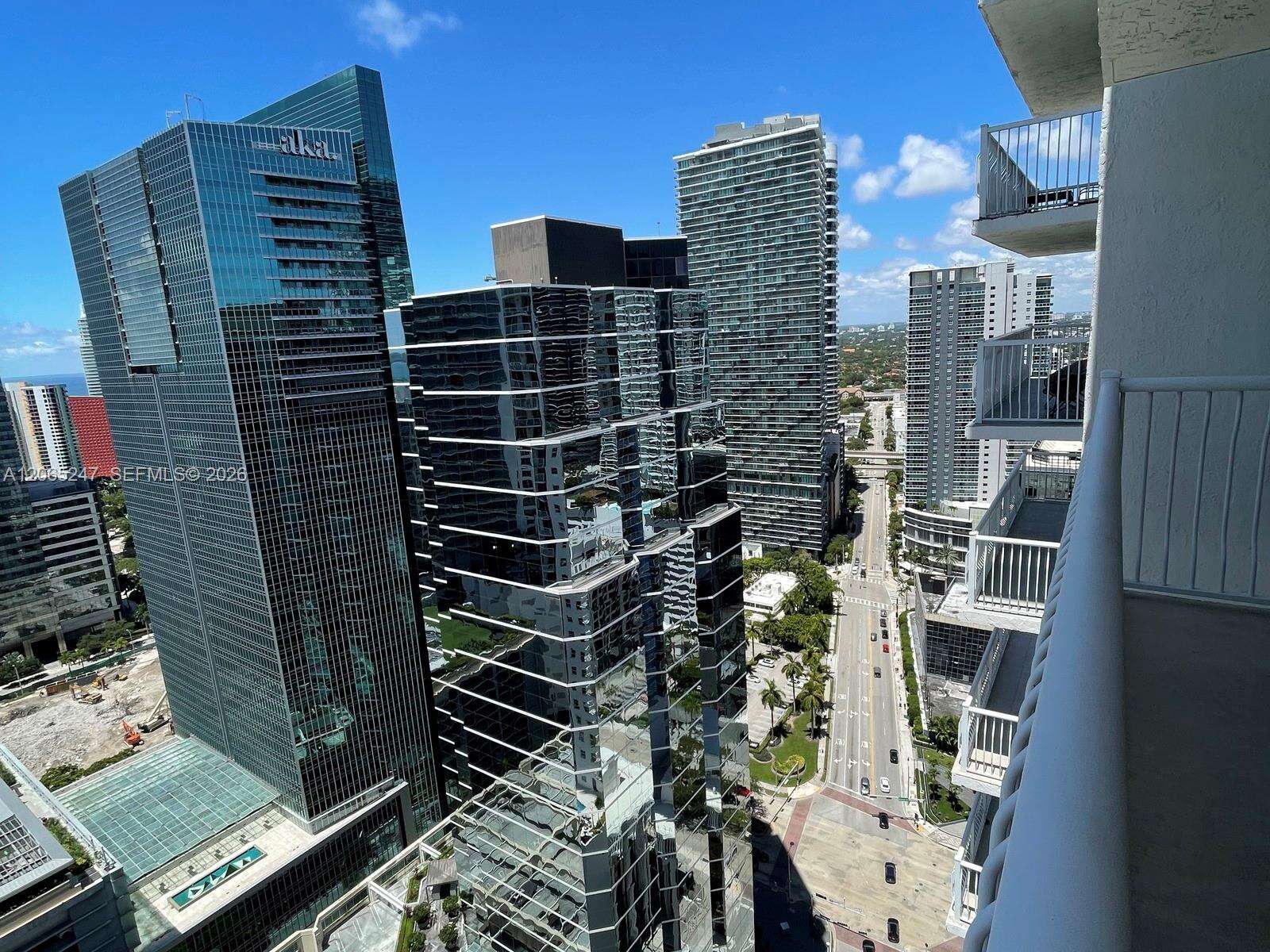 The Club At Brickell Bay at 1200 Brickell Bay Dr, Miami, FL 33131 - For Rent photo 2