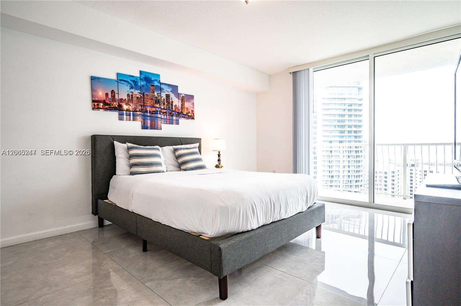 The Club At Brickell Bay at 1200 Brickell Bay Dr, Miami, FL 33131 - For Rent photo 12