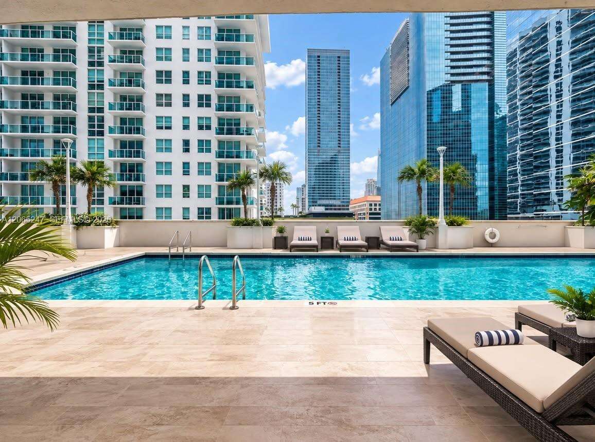 The Club At Brickell Bay at 1200 Brickell Bay Dr, Miami, FL 33131 - For Rent photo 24