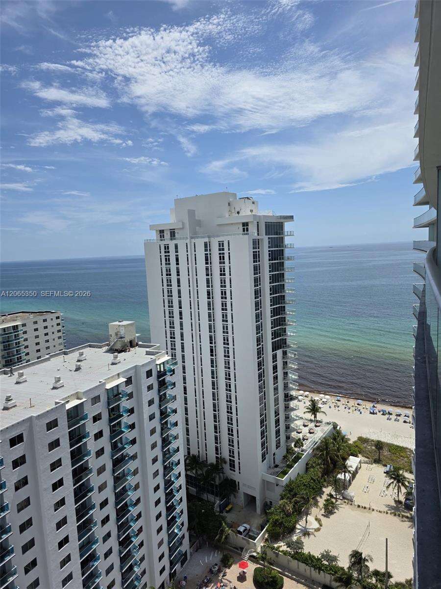Hyde Resort at 4111 Ocean Dr, Hollywood, FL 33019 - For Rent photo 36