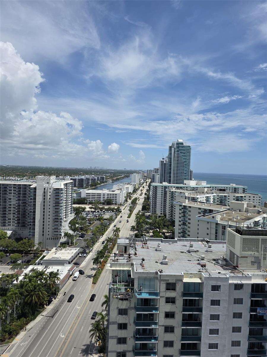 Hyde Resort at 4111 Ocean Dr, Hollywood, FL 33019 - For Rent photo 38