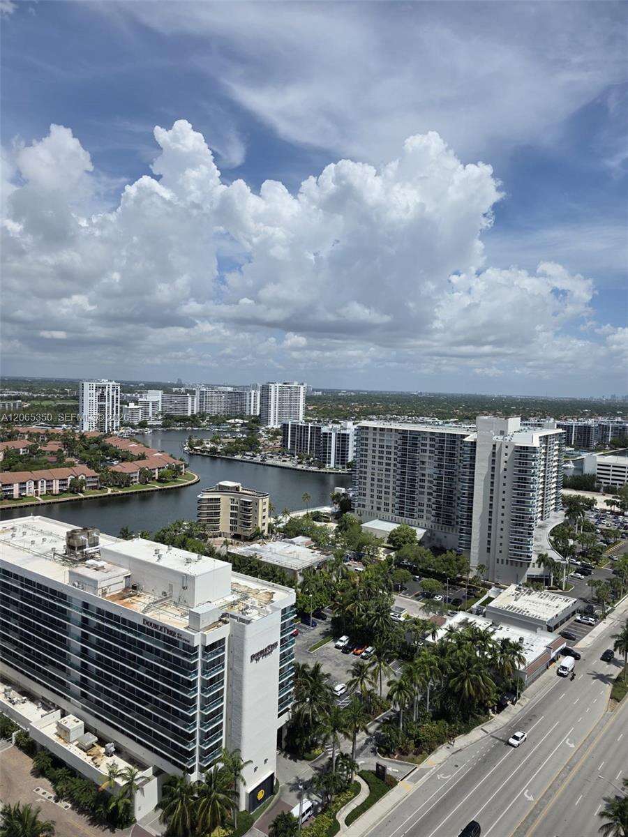 Hyde Resort at 4111 Ocean Dr, Hollywood, FL 33019 - For Rent photo 39
