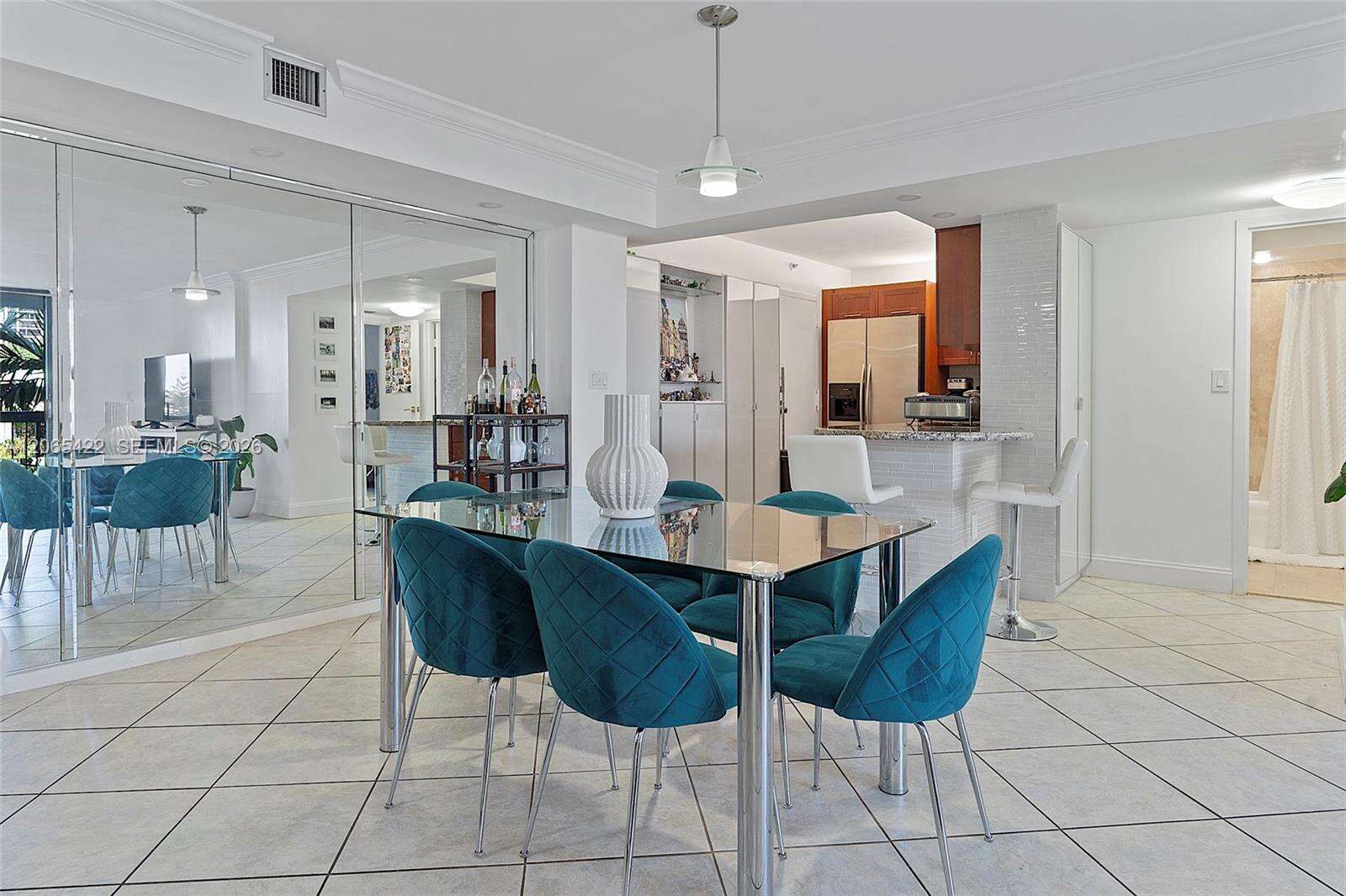 Brickell Bay Club at 2333 Brickell Ave, Miami, FL 33129 - For Rent photo 12