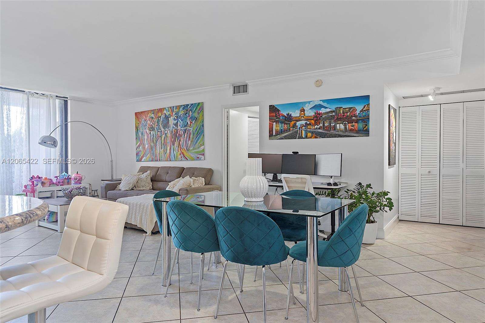 Brickell Bay Club at 2333 Brickell Ave, Miami, FL 33129 - For Rent photo 25