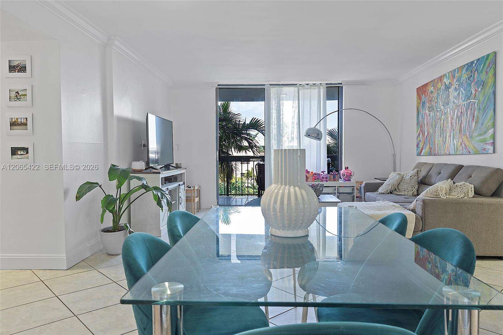Brickell Bay Club at 2333 Brickell Ave, Miami, FL 33129 - For Rent photo 7