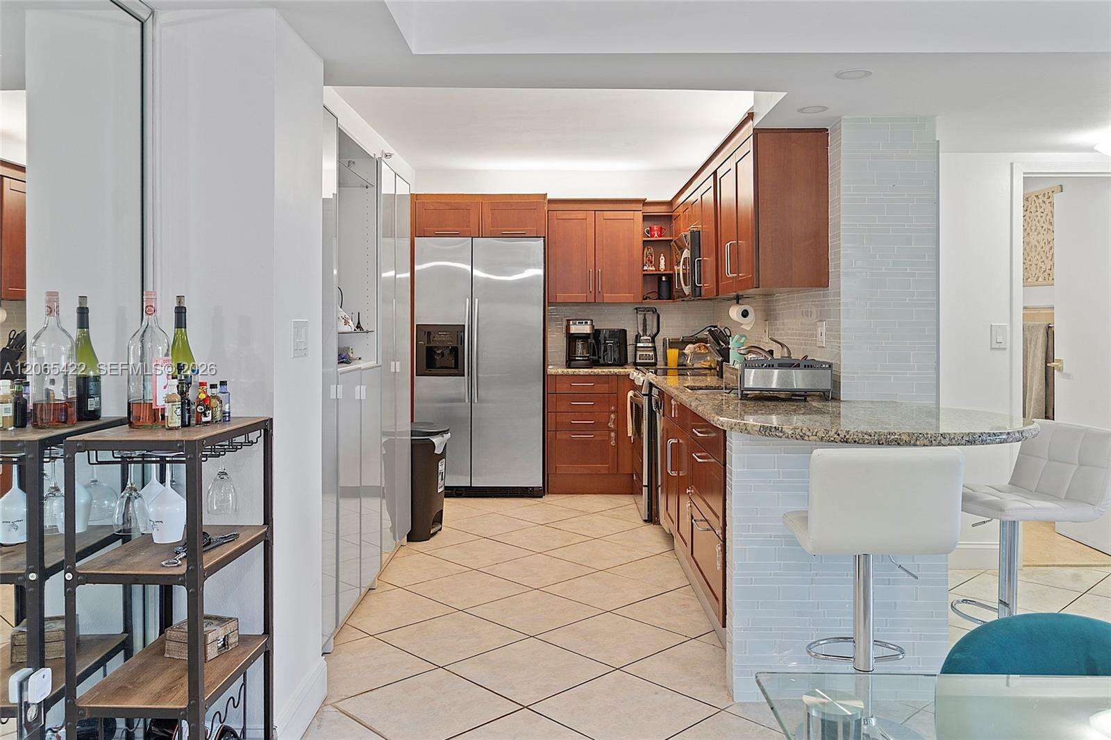Brickell Bay Club at 2333 Brickell Ave, Miami, FL 33129 - For Rent photo 9