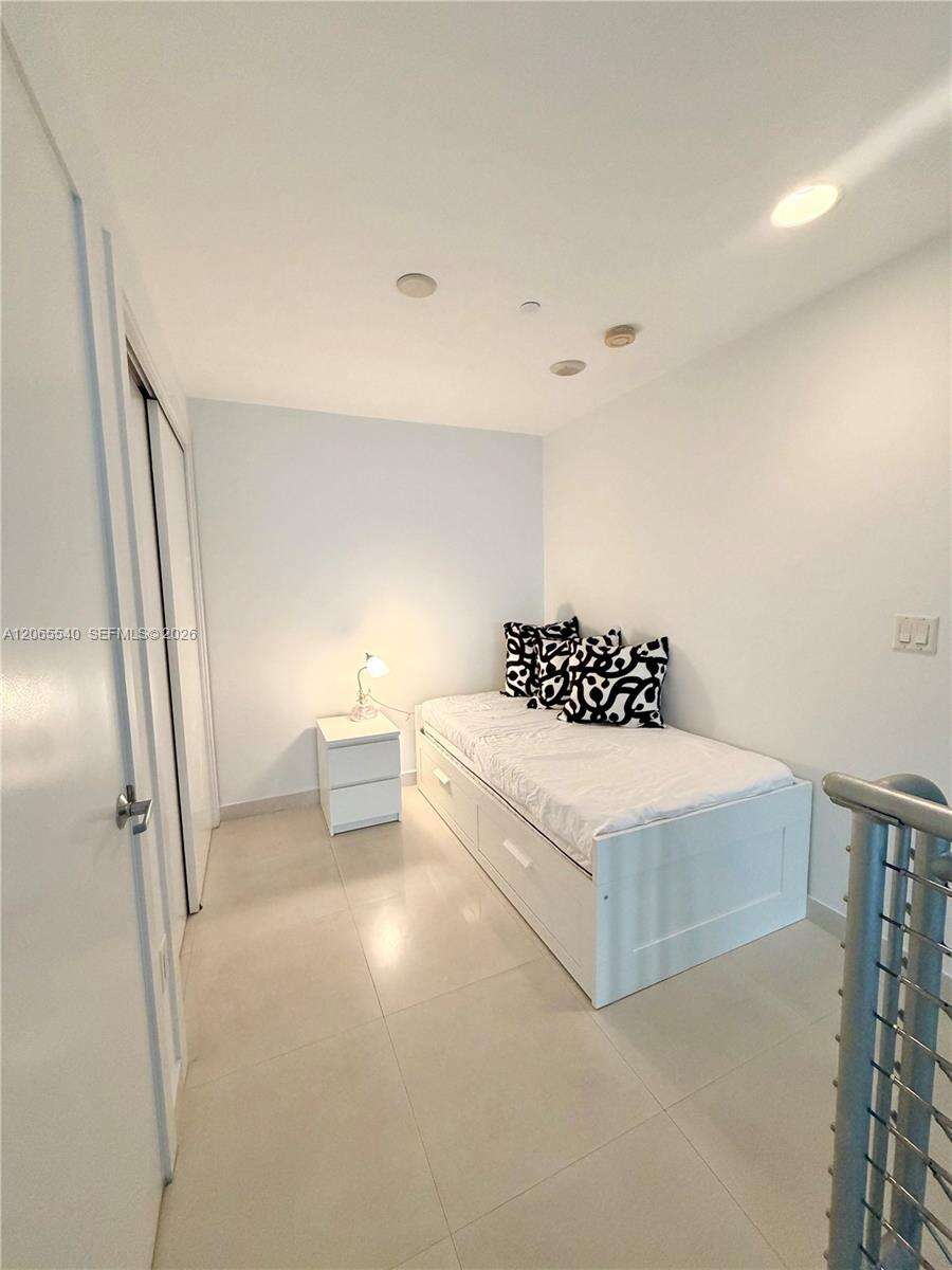1060 Brickell at 1050 Brickell Ave, Miami, FL 33131 - For Rent photo 20