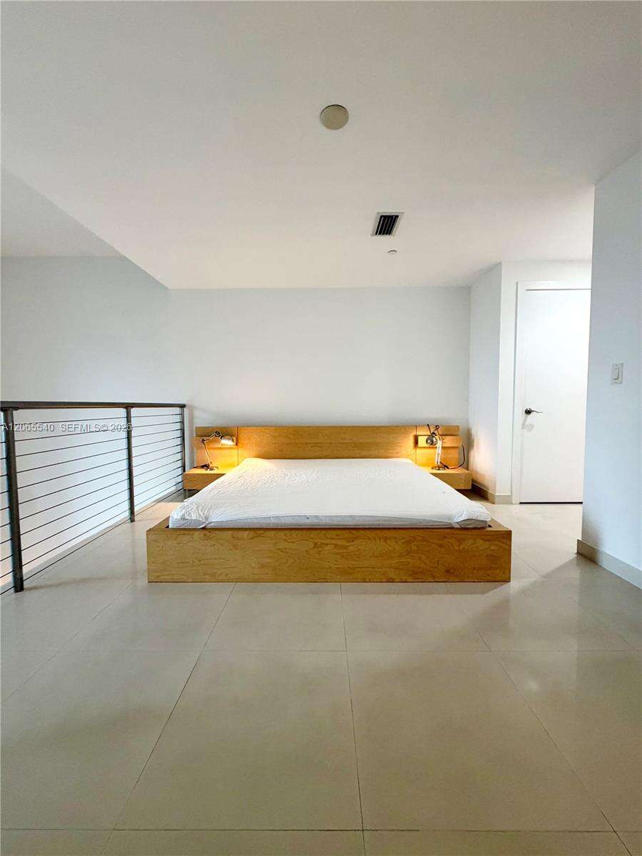 1060 Brickell at 1050 Brickell Ave, Miami, FL 33131 - For Rent photo 22