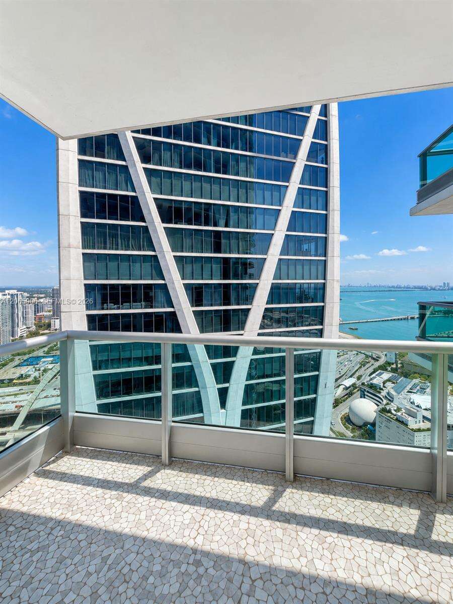 900 Biscayne at 900 Biscayne Blvd, Miami, FL 33132 - For Rent photo 19