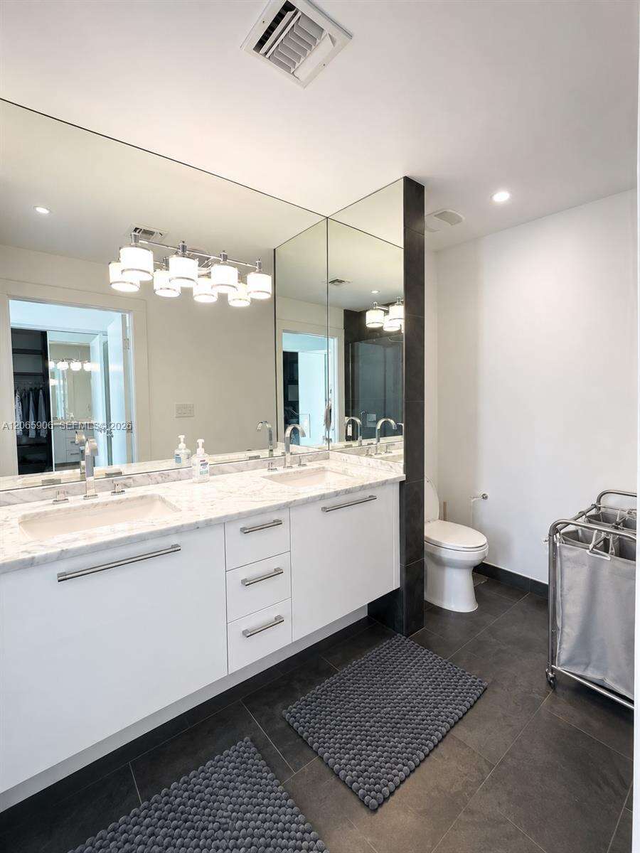 900 Biscayne at 900 Biscayne Blvd, Miami, FL 33132 - For Rent photo 5