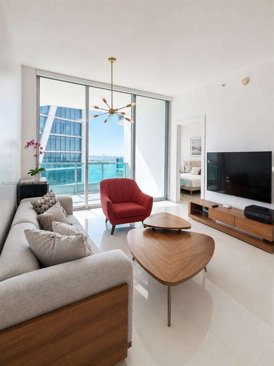 900 Biscayne at 900 Biscayne Blvd, Miami, FL 33132 - For Rent photo 7