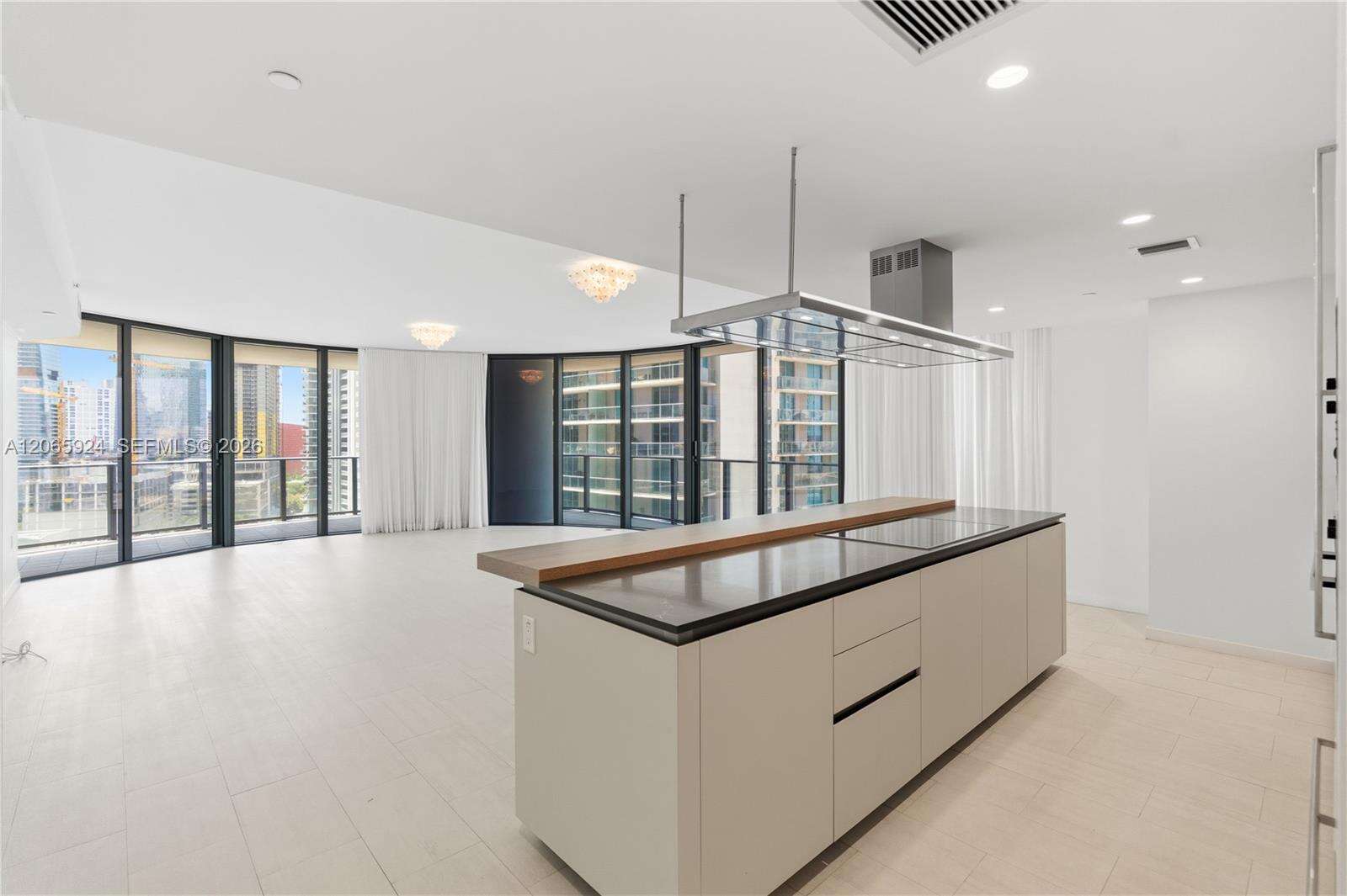 Brickell Flatiron at 1000 Brickell Plz, Miami, FL 33131 - For Rent photo 13