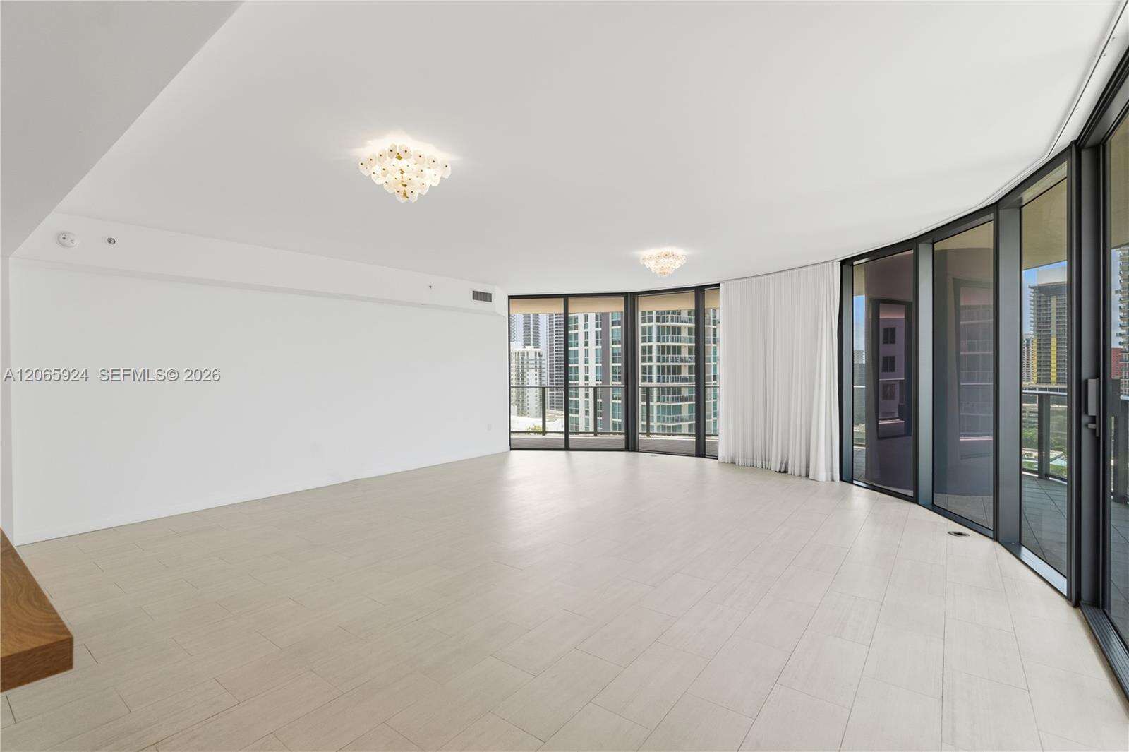 Brickell Flatiron at 1000 Brickell Plz, Miami, FL 33131 - For Rent photo 15