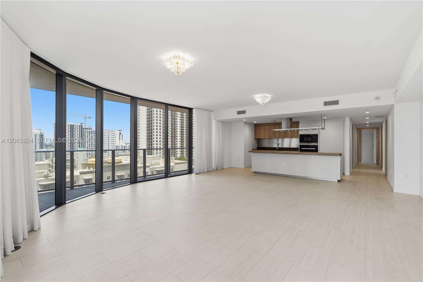 Brickell Flatiron at 1000 Brickell Plz, Miami, FL 33131 - For Rent photo 18
