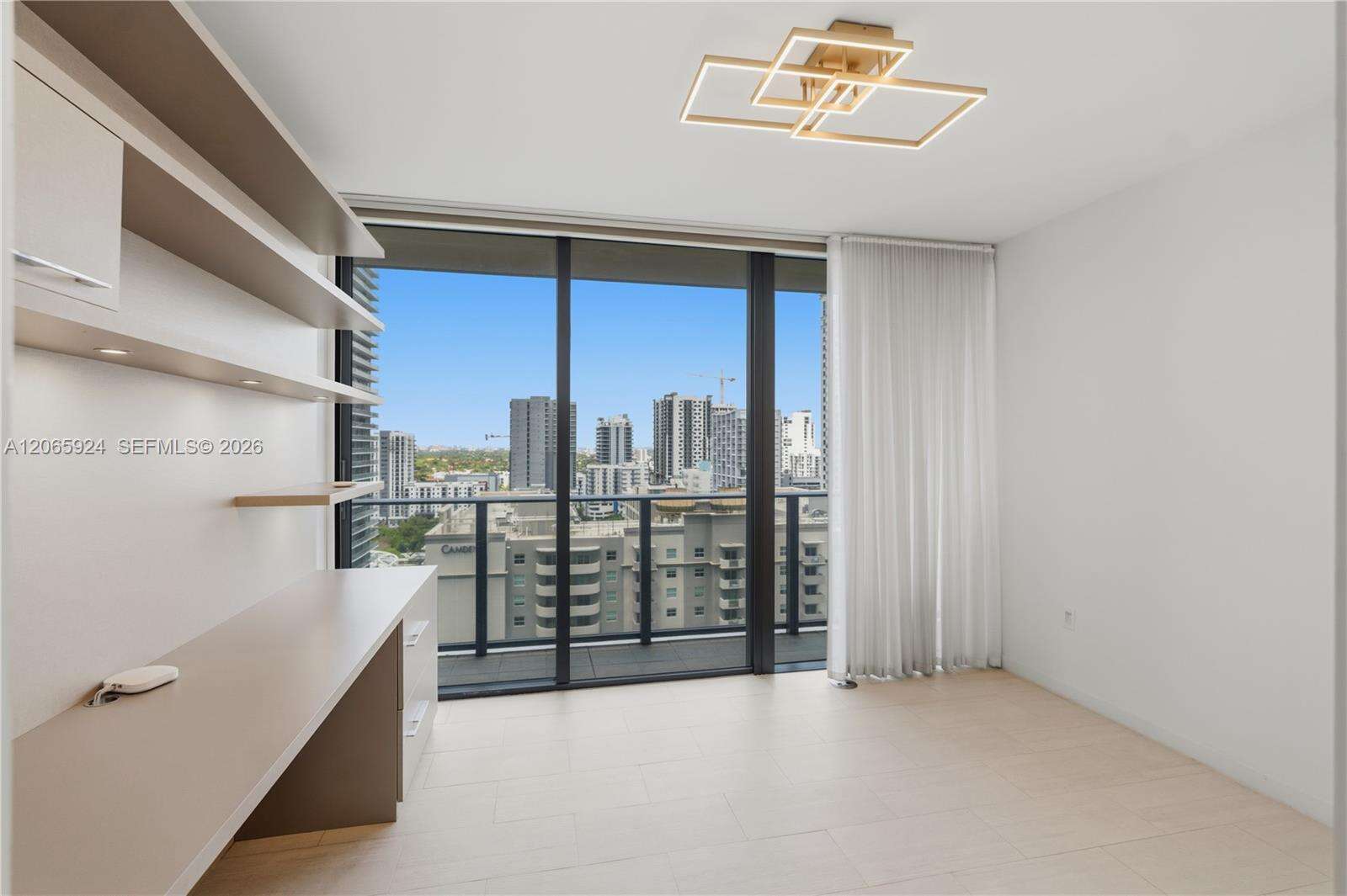 Brickell Flatiron at 1000 Brickell Plz, Miami, FL 33131 - For Rent photo 25