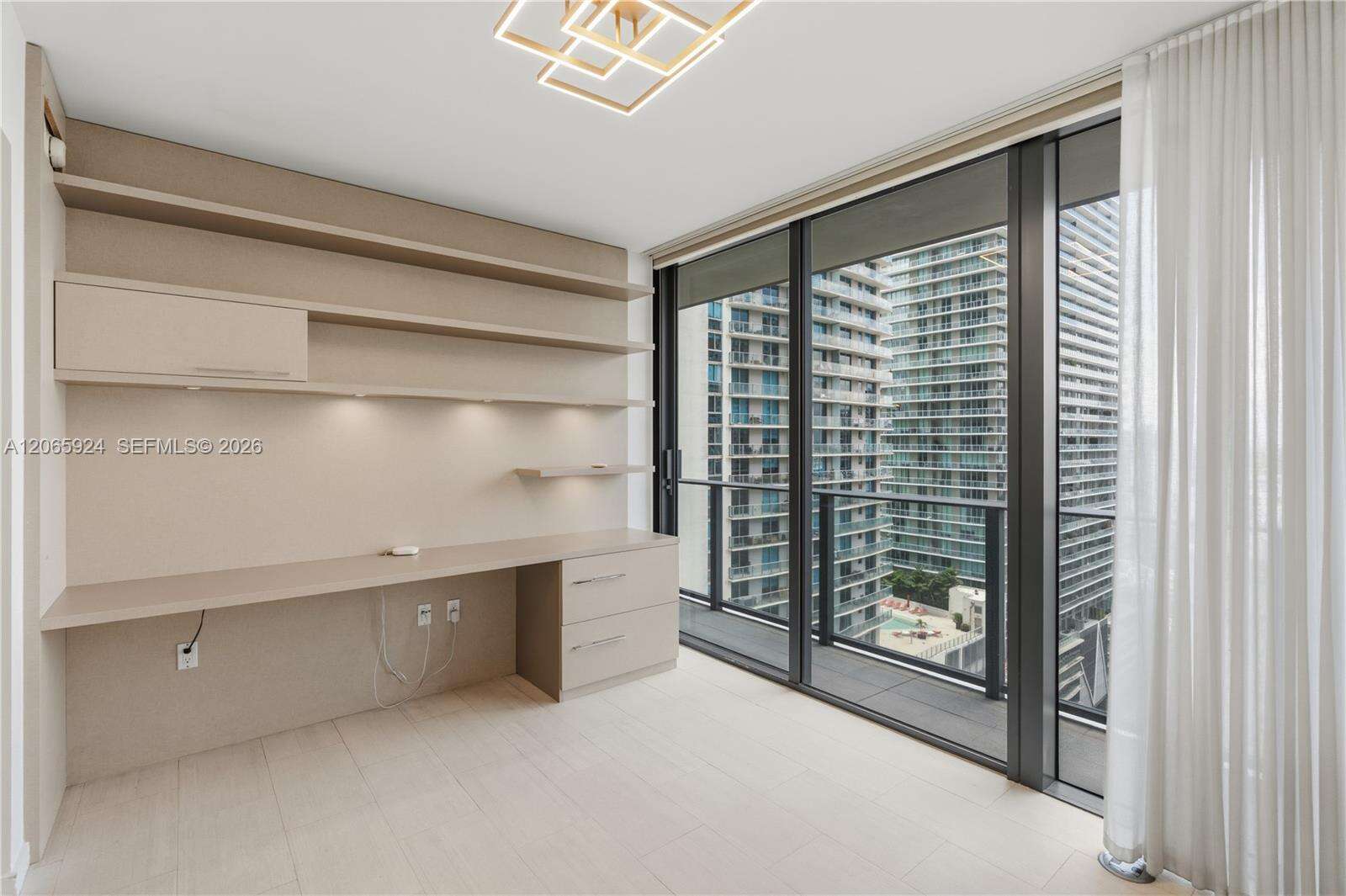 Brickell Flatiron at 1000 Brickell Plz, Miami, FL 33131 - For Rent photo 26