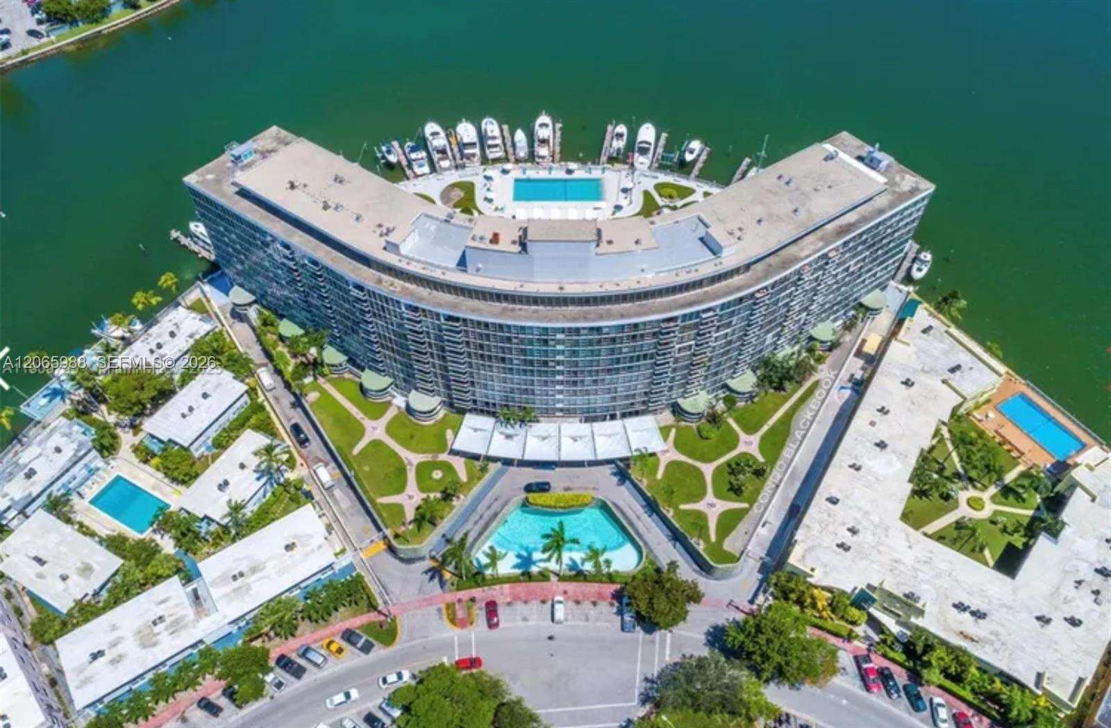 King Cole at 900 Bay Dr, Miami Beach, FL 33141 - For Rent photo 17