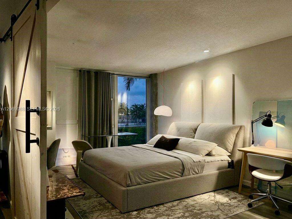 King Cole at 900 Bay Dr, Miami Beach, FL 33141 - For Rent photo 9