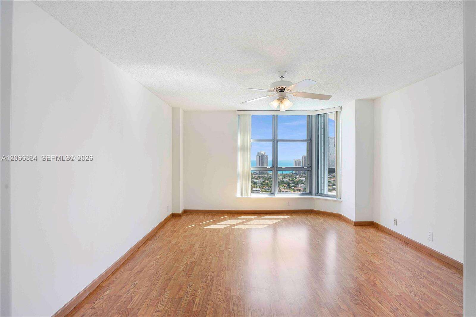 Mystic Pointe Tower 500 at 3530 Mystic Pointe Dr, Aventura, FL 33180 - For Rent photo 15