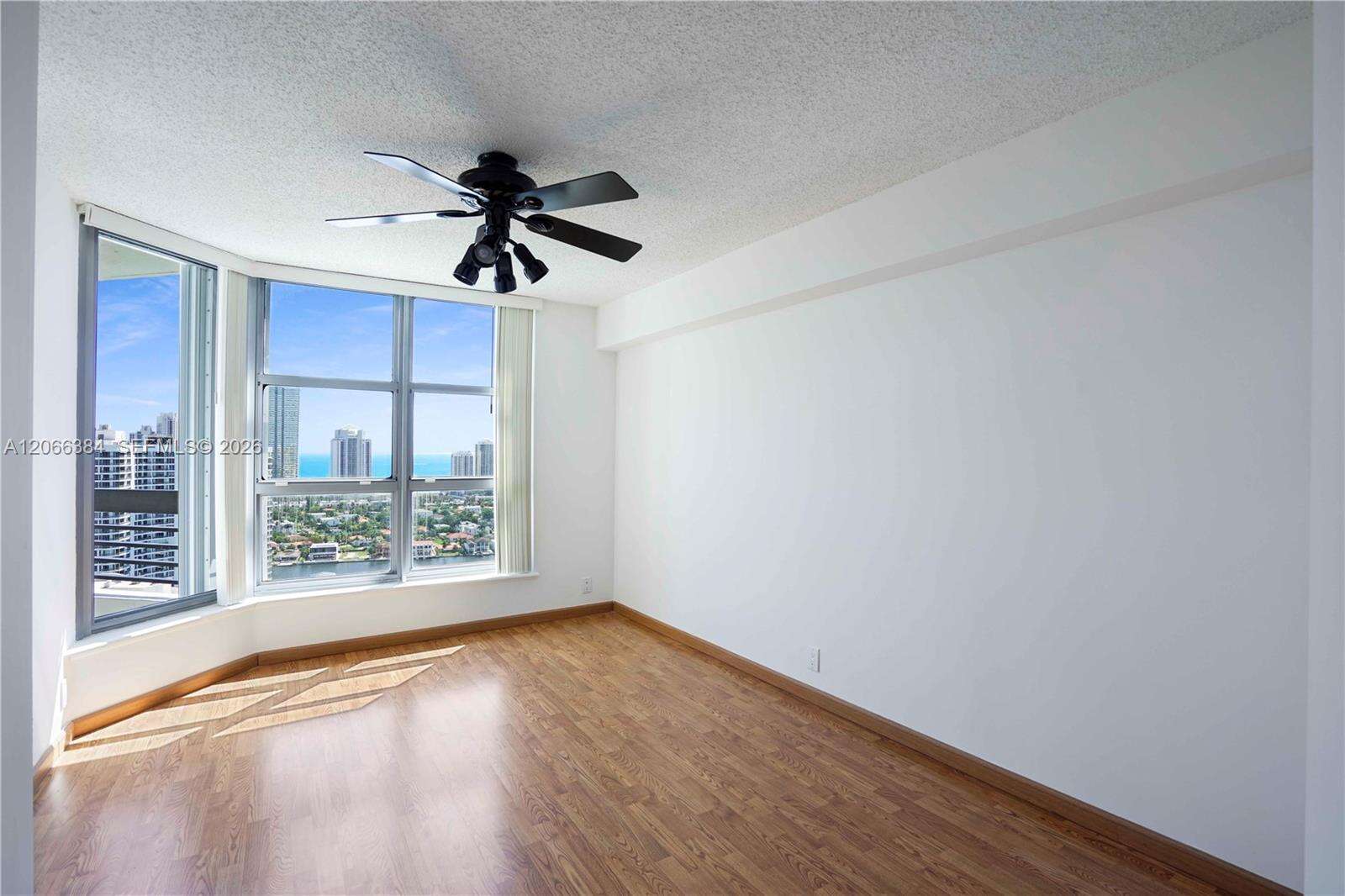 Mystic Pointe Tower 500 at 3530 Mystic Pointe Dr, Aventura, FL 33180 - For Rent photo 19