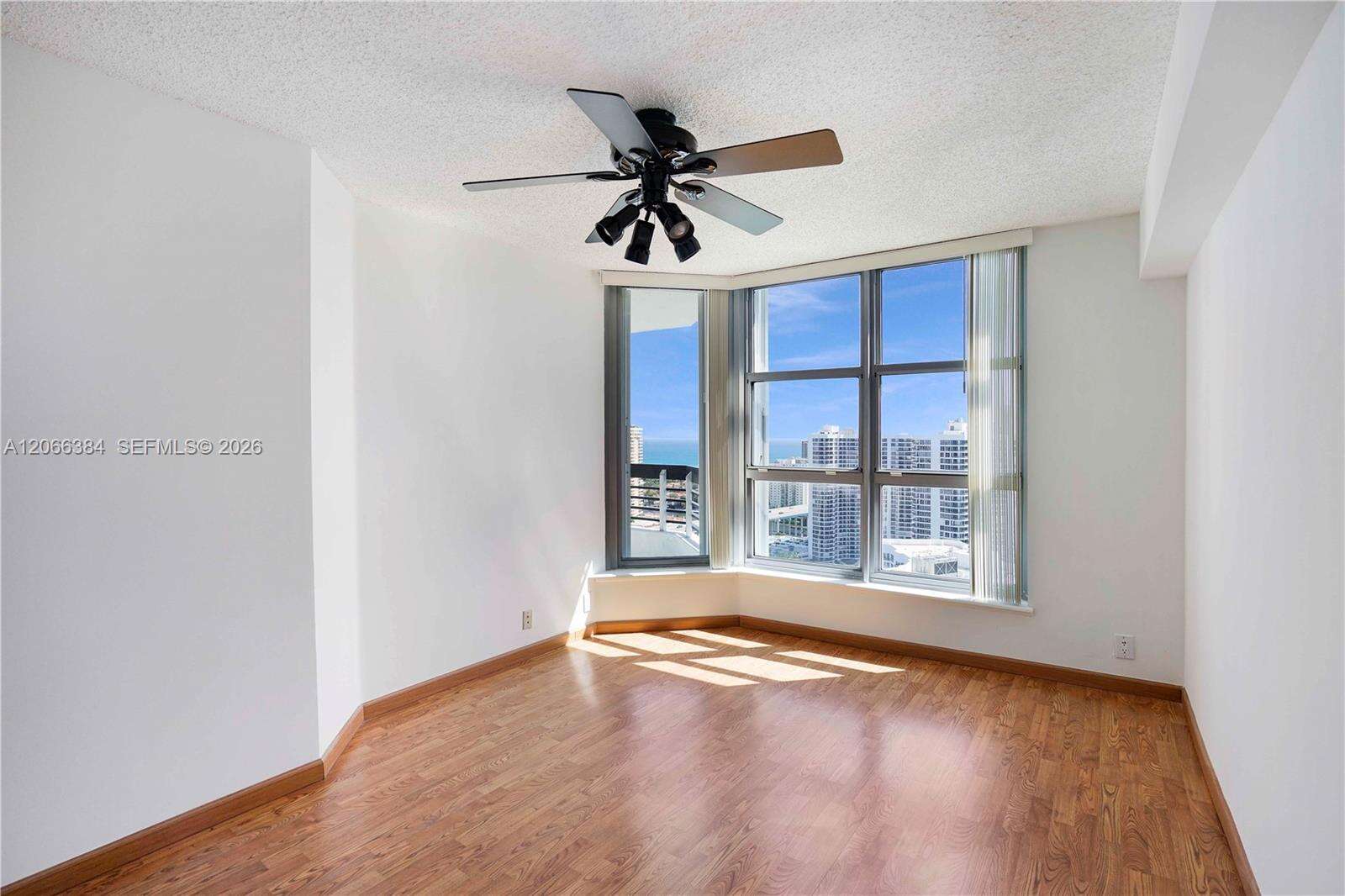 Mystic Pointe Tower 500 at 3530 Mystic Pointe Dr, Aventura, FL 33180 - For Rent photo 20