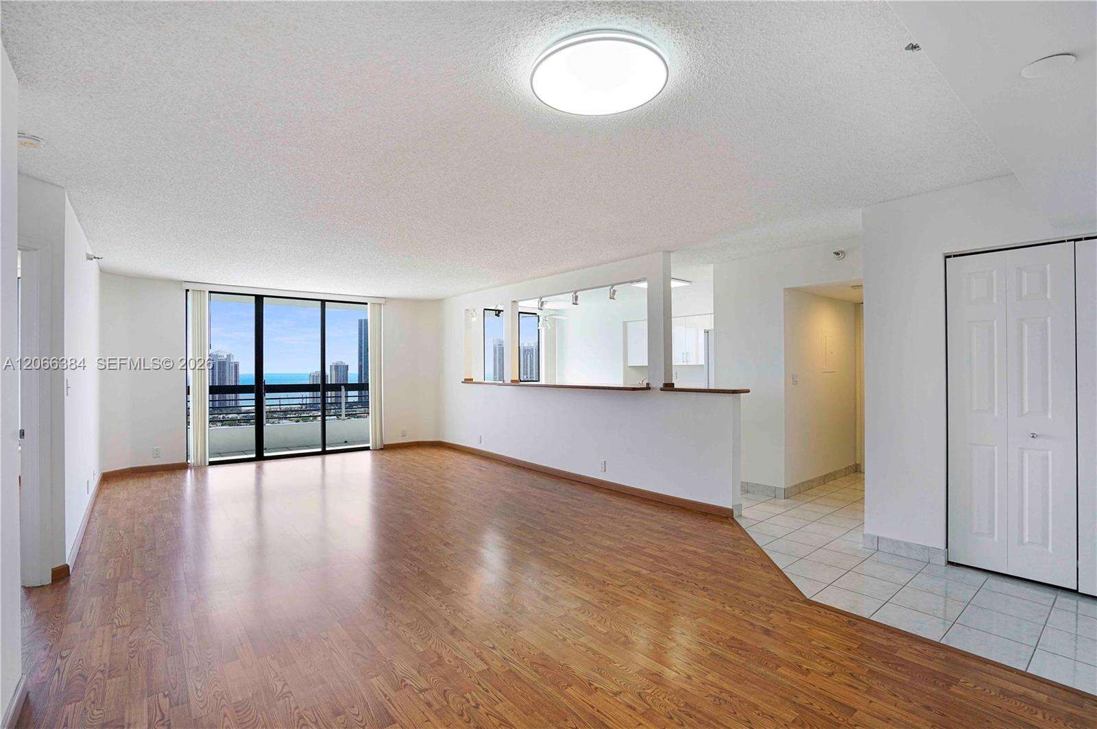 Mystic Pointe Tower 500 at 3530 Mystic Pointe Dr, Aventura, FL 33180 - For Rent photo 4
