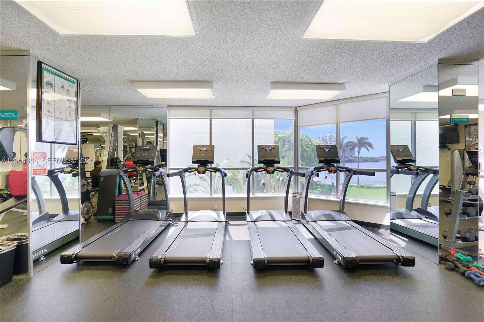 Mystic Pointe Tower 500 at 3530 Mystic Pointe Dr, Aventura, FL 33180 - For Rent photo 31