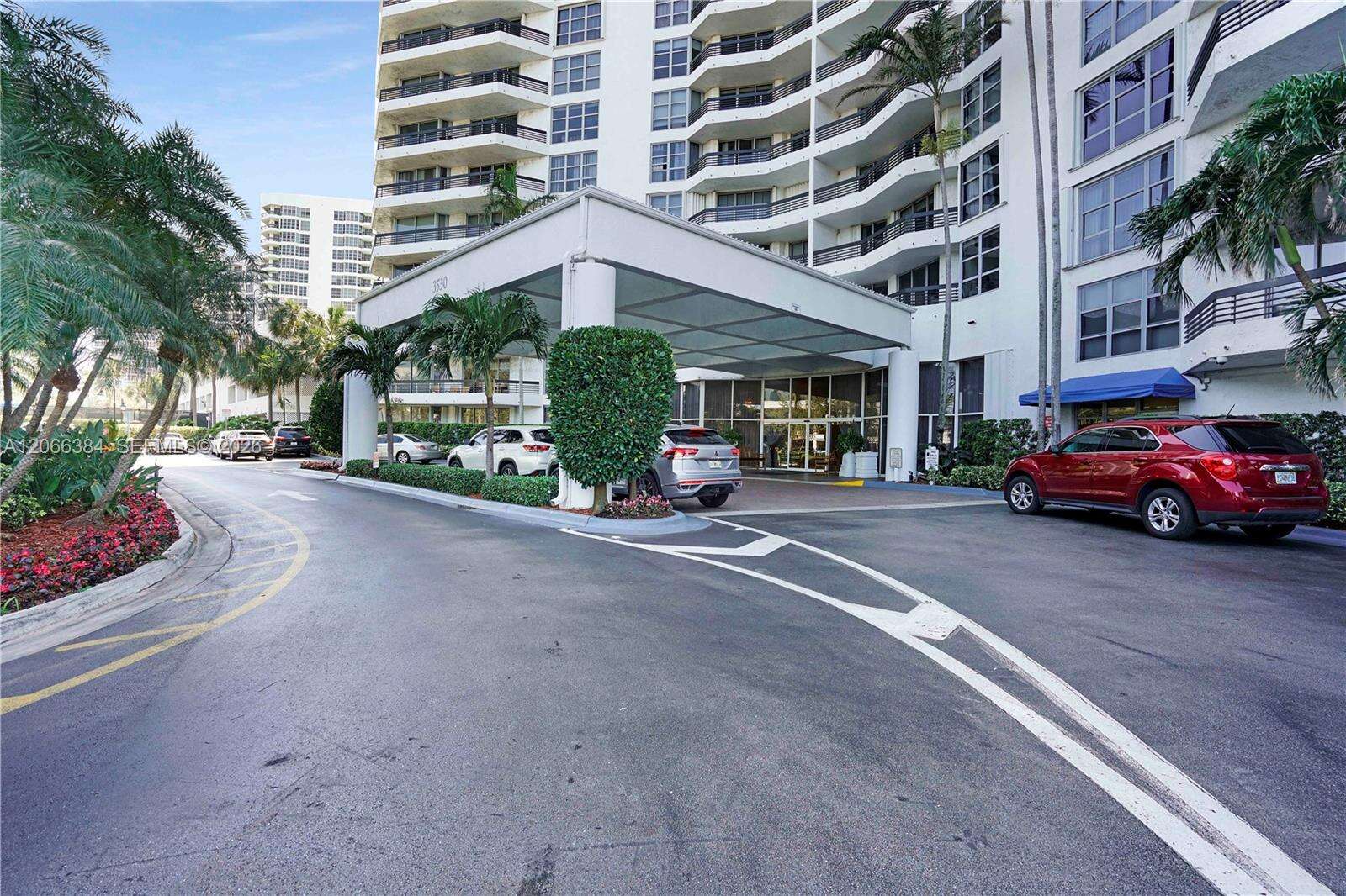 Mystic Pointe Tower 500 at 3530 Mystic Pointe Dr, Aventura, FL 33180 - For Rent photo 34