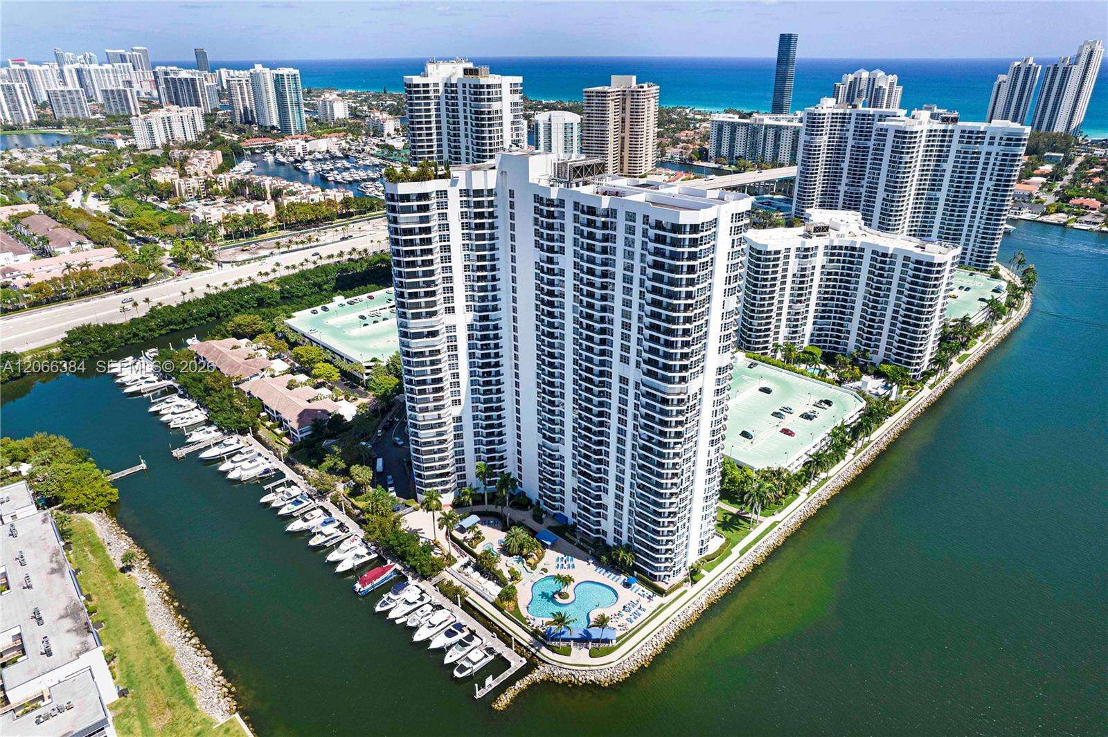Mystic Pointe Tower 500 at 3530 Mystic Pointe Dr, Aventura, FL 33180 - For Rent photo 36