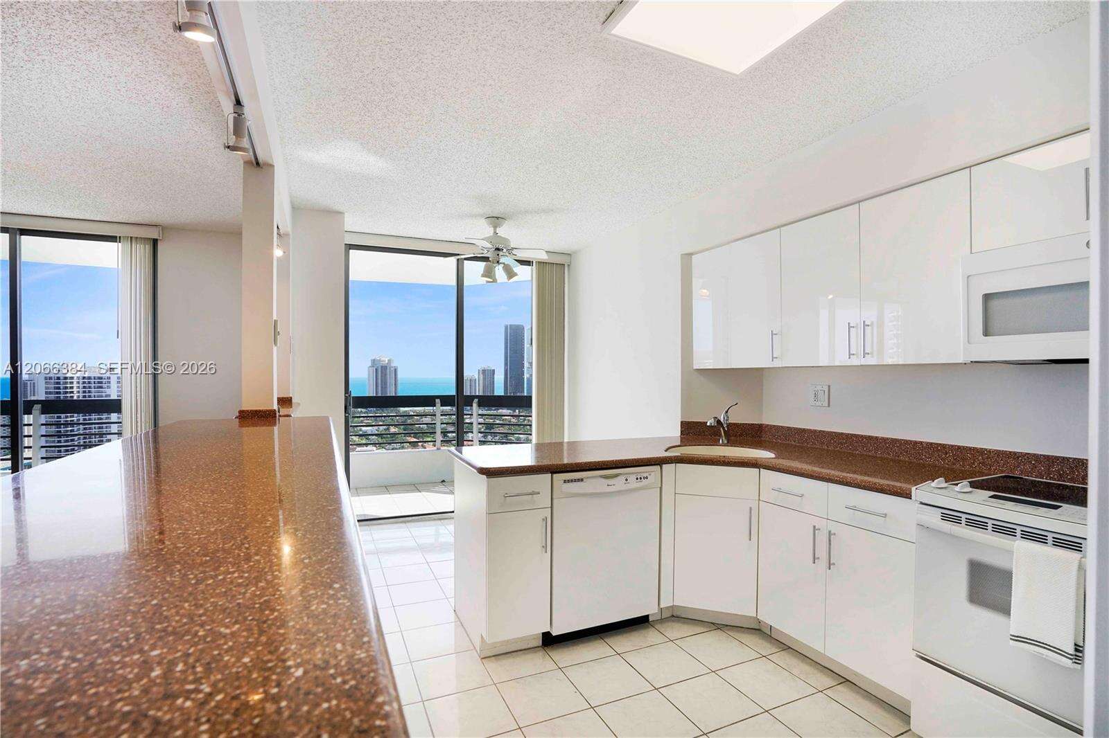 Mystic Pointe Tower 500 at 3530 Mystic Pointe Dr, Aventura, FL 33180 - For Rent photo 9