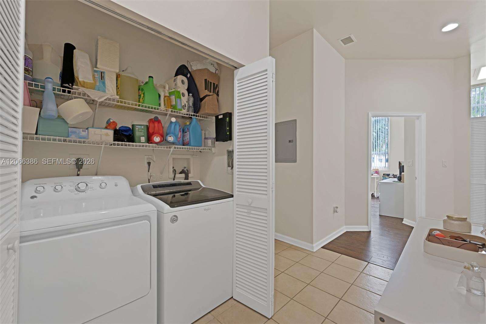 Turnberry On The Green at 19501 Country Club Dr, Aventura, FL 33180 - For Rent photo 6