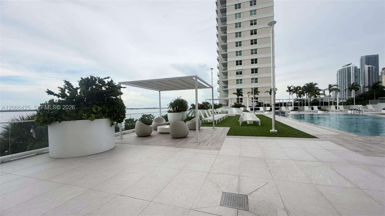 Isola at 770 Claughton Island Dr, Miami, FL 33131 - For Rent photo 13