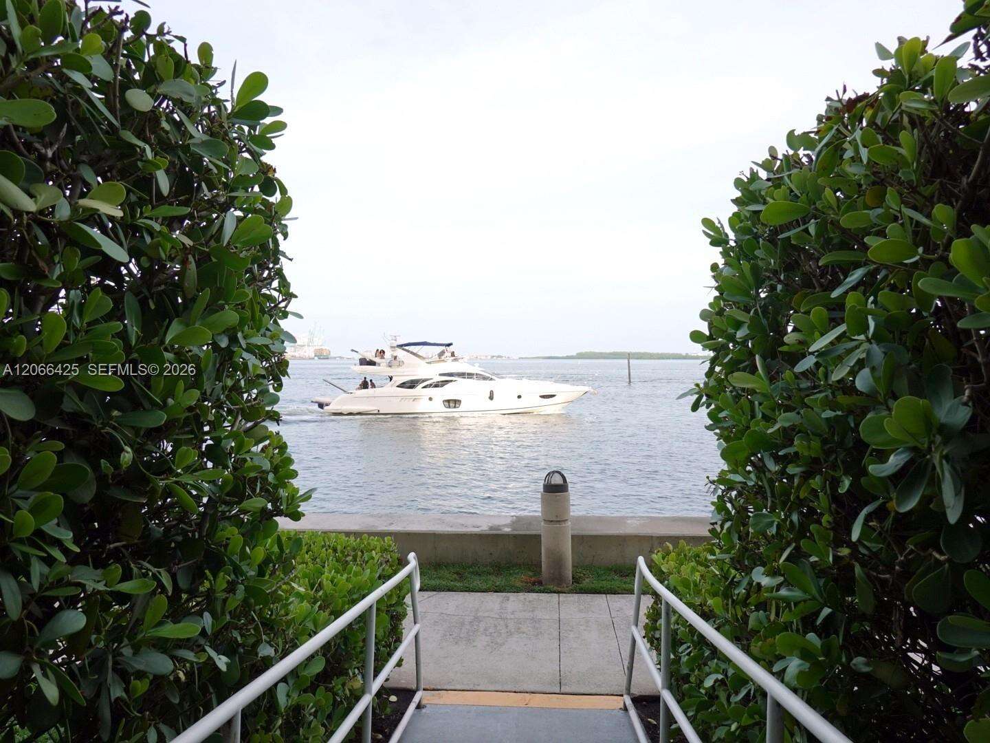 Isola at 770 Claughton Island Dr, Miami, FL 33131 - For Rent photo 26