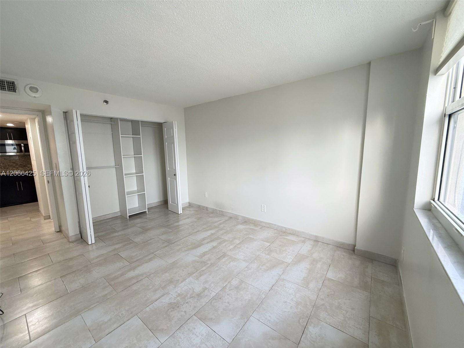Isola at 770 Claughton Island Dr, Miami, FL 33131 - For Rent photo 6
