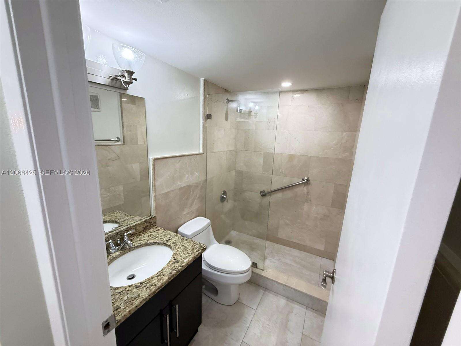 Isola at 770 Claughton Island Dr, Miami, FL 33131 - For Rent photo 7