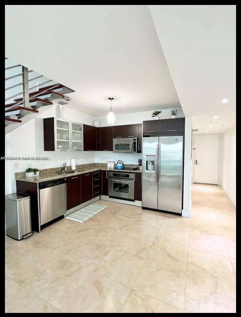 Brickell On The River at 41 5 St, Miami, FL 33131 - For Rent photo 3