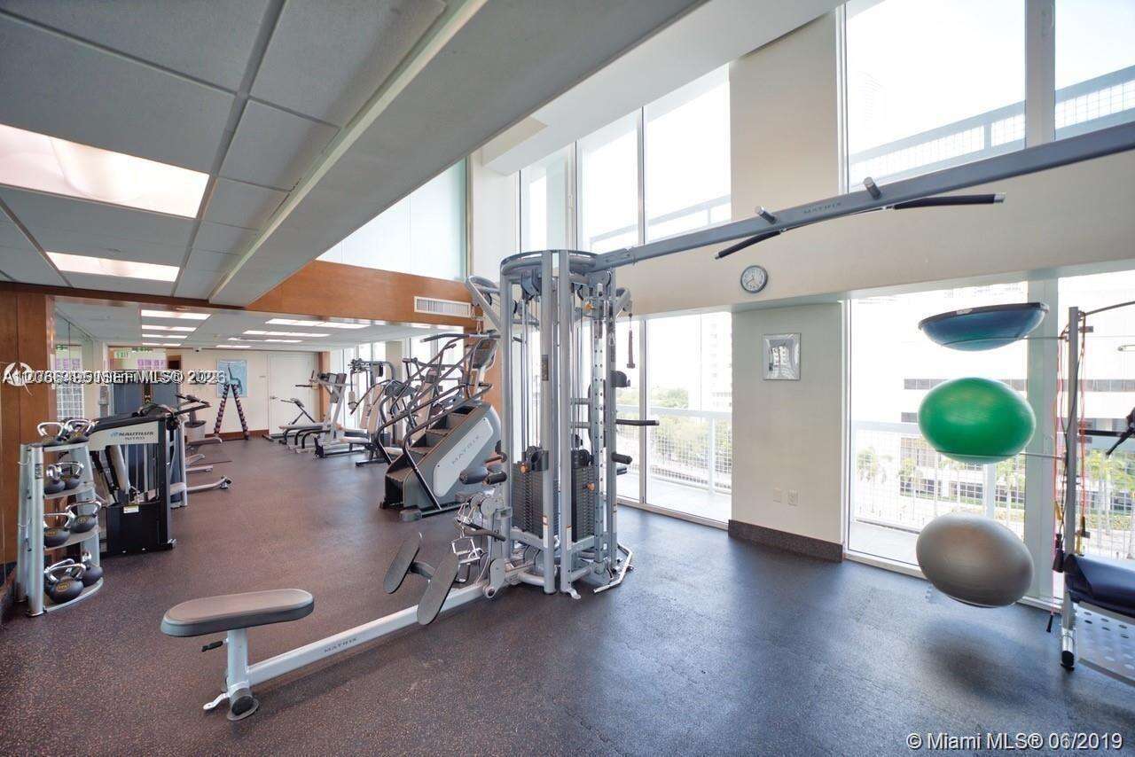 Brickell On The River at 41 5 St, Miami, FL 33131 - For Rent photo 24