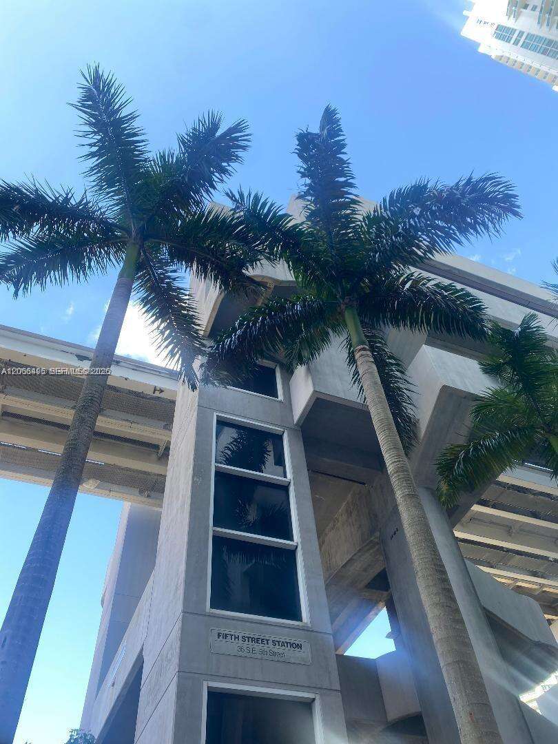 Brickell On The River at 41 5 St, Miami, FL 33131 - For Rent photo 27