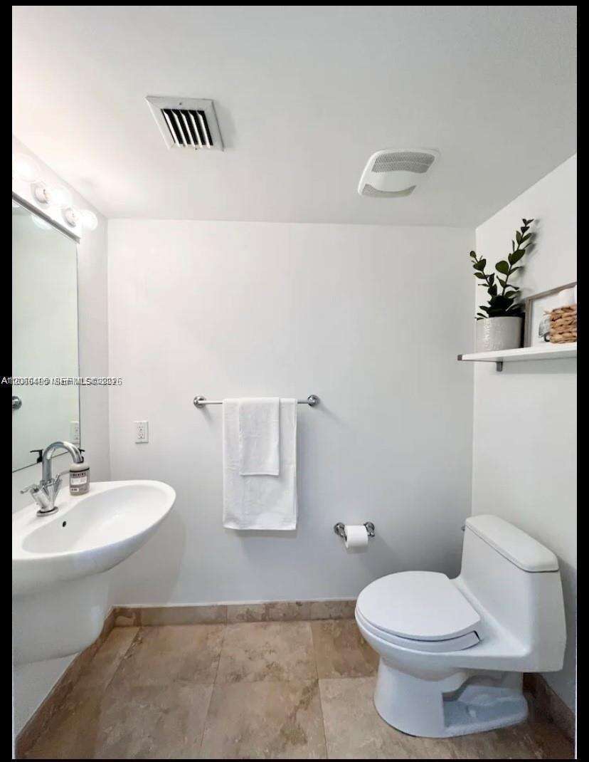Brickell On The River at 41 5 St, Miami, FL 33131 - For Rent photo 10