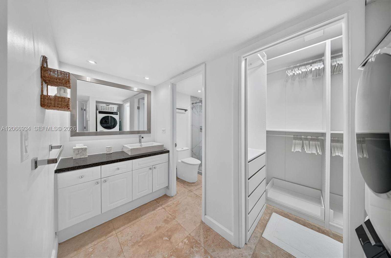 Roney Palace at 2301 Collins Ave, Miami Beach, FL 33139 - For Rent photo 16