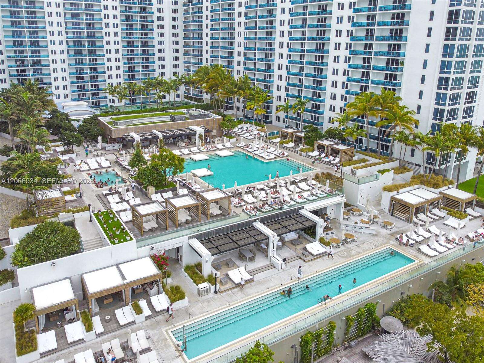 Roney Palace at 2301 Collins Ave, Miami Beach, FL 33139 - For Rent photo 31