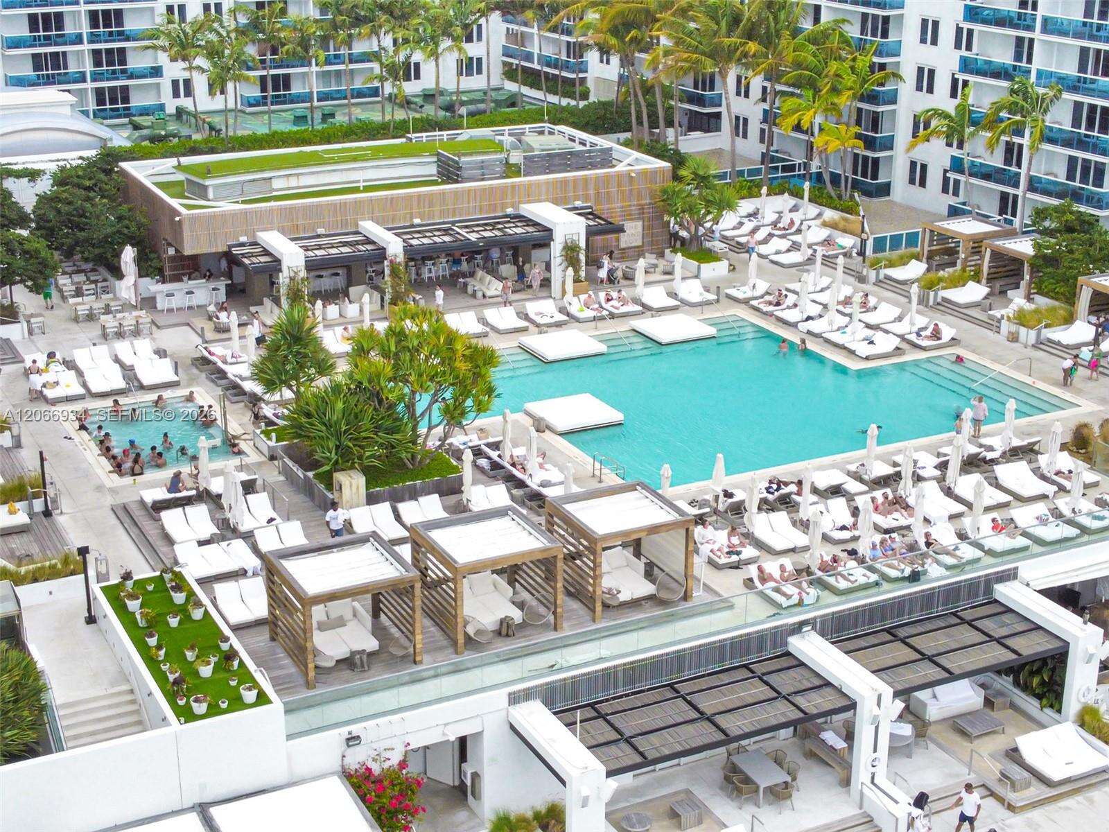 Roney Palace at 2301 Collins Ave, Miami Beach, FL 33139 - For Rent photo 32