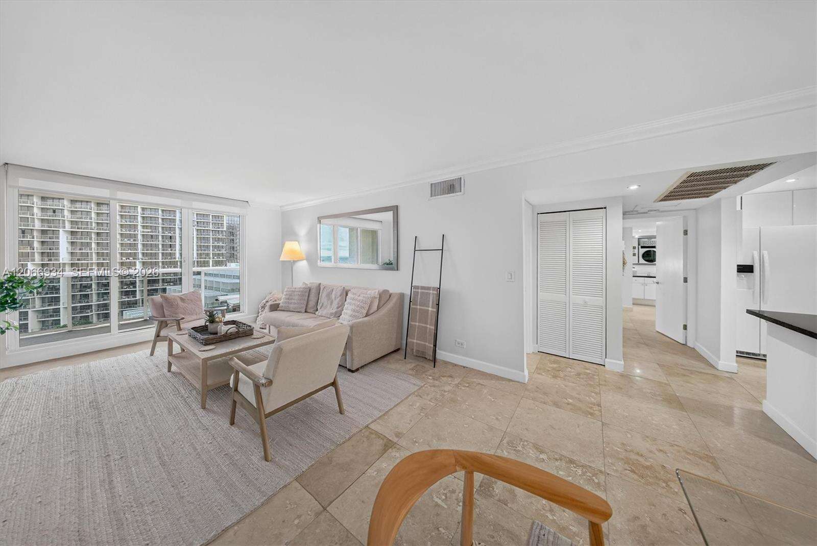 Roney Palace at 2301 Collins Ave, Miami Beach, FL 33139 - For Rent photo 6
