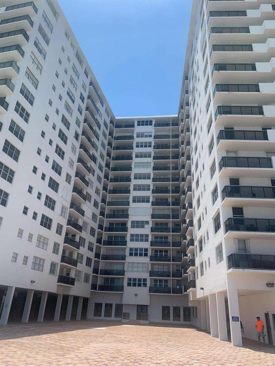 Maison Grande at 6039 Collins, Miami Beach, FL 33140 - For Rent photo 1
