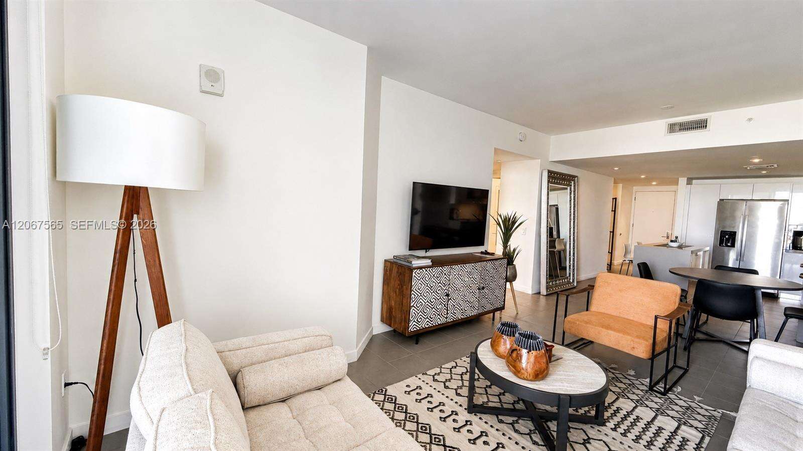 Canvas at 1600 1 Ave, Miami, FL 33132 - For Rent photo 2