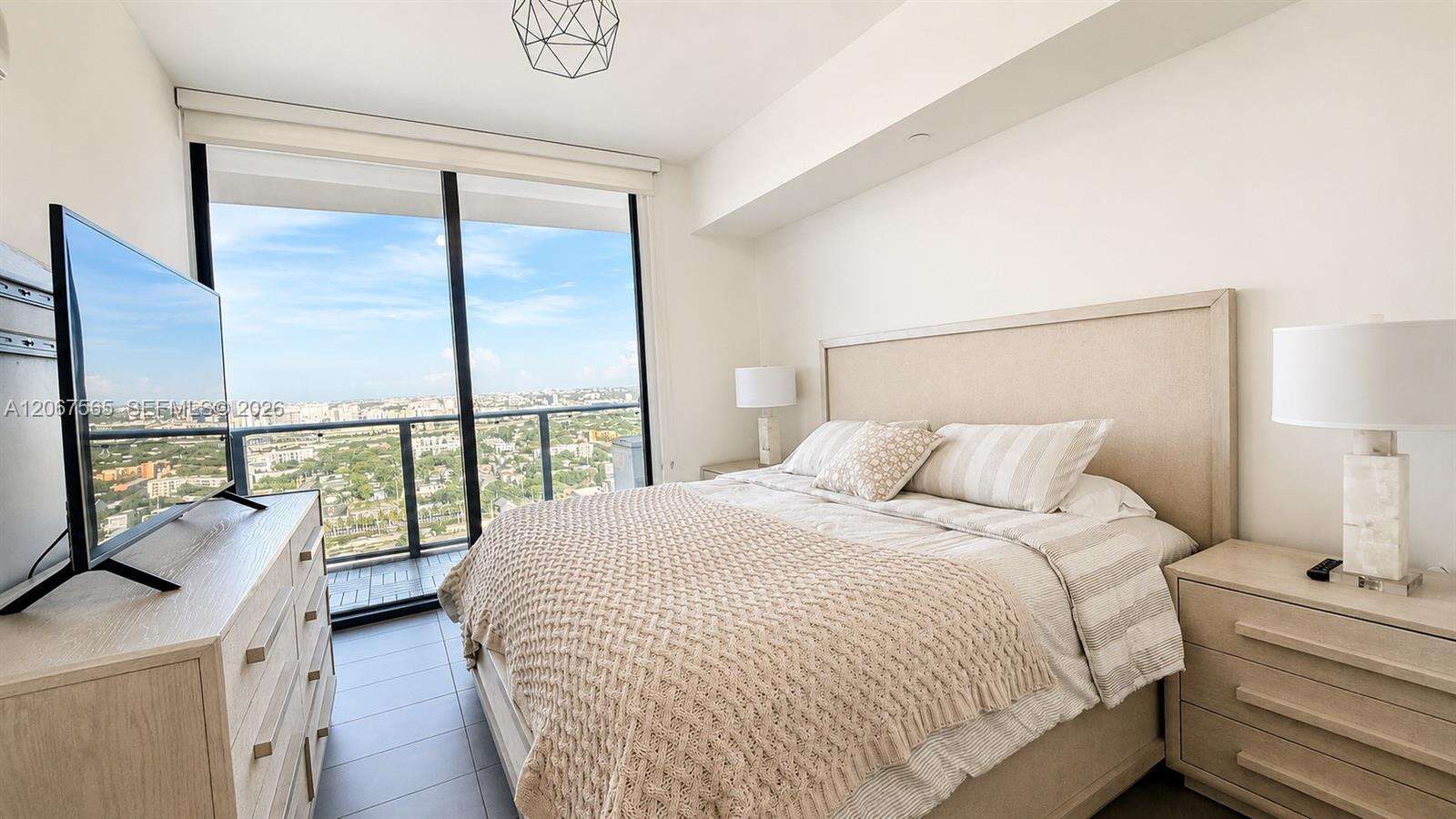 Canvas at 1600 1 Ave, Miami, FL 33132 - For Rent photo 6