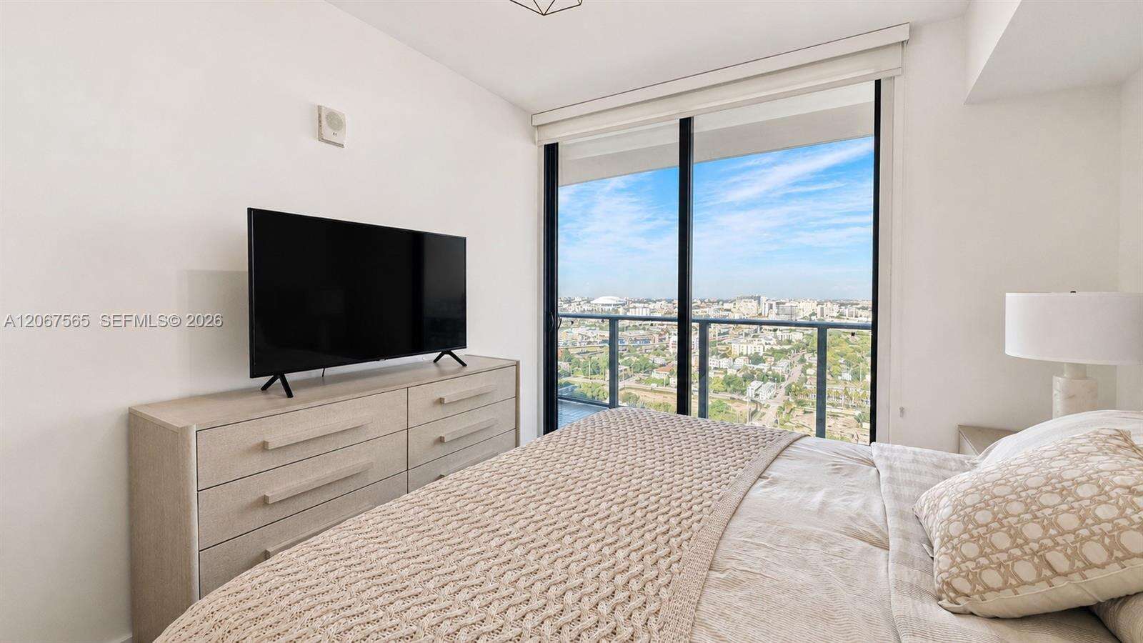 Canvas at 1600 1 Ave, Miami, FL 33132 - For Rent photo 8